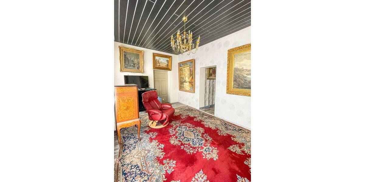 Reihenmittelhaus Meerane - 8 Zimmer, 200 m&sup2;, 79.000&euro; | Angebot:26388194