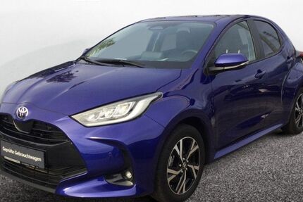 Toyota Yaris 12.600 km 22.430 &euro; Petersberg 07616