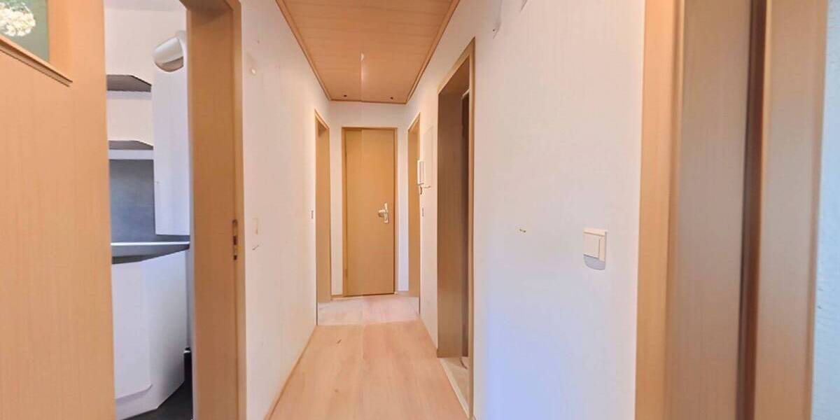 Etagenwohnung Zeitz - 4 Zimmer, 68 m&sup2;, 45.000&euro; | Angebot:26768276