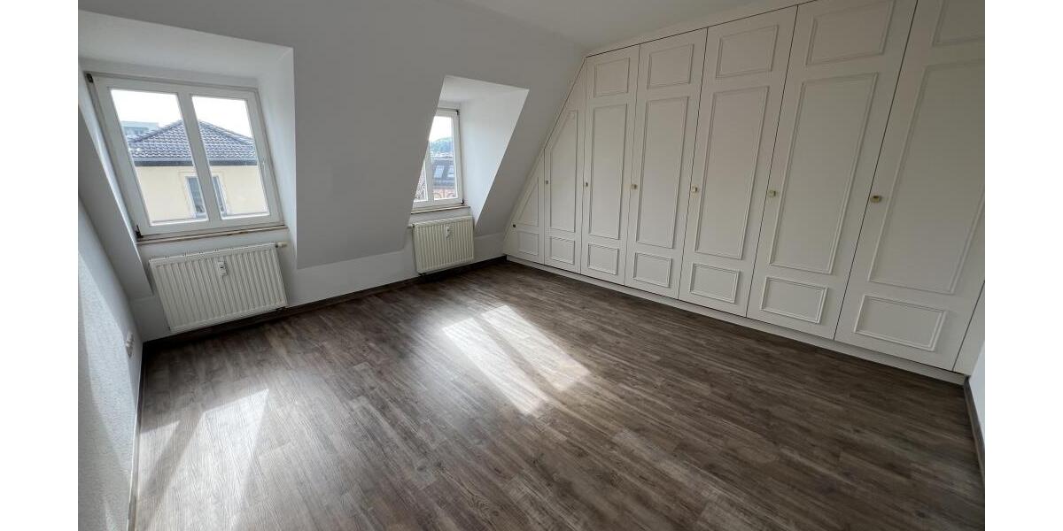 Was für ein Ausblick! 4 Raum Dachgeschoss-Wohnung mit Terrasse! - Etagenwohnung Gera | Angebot:26348904