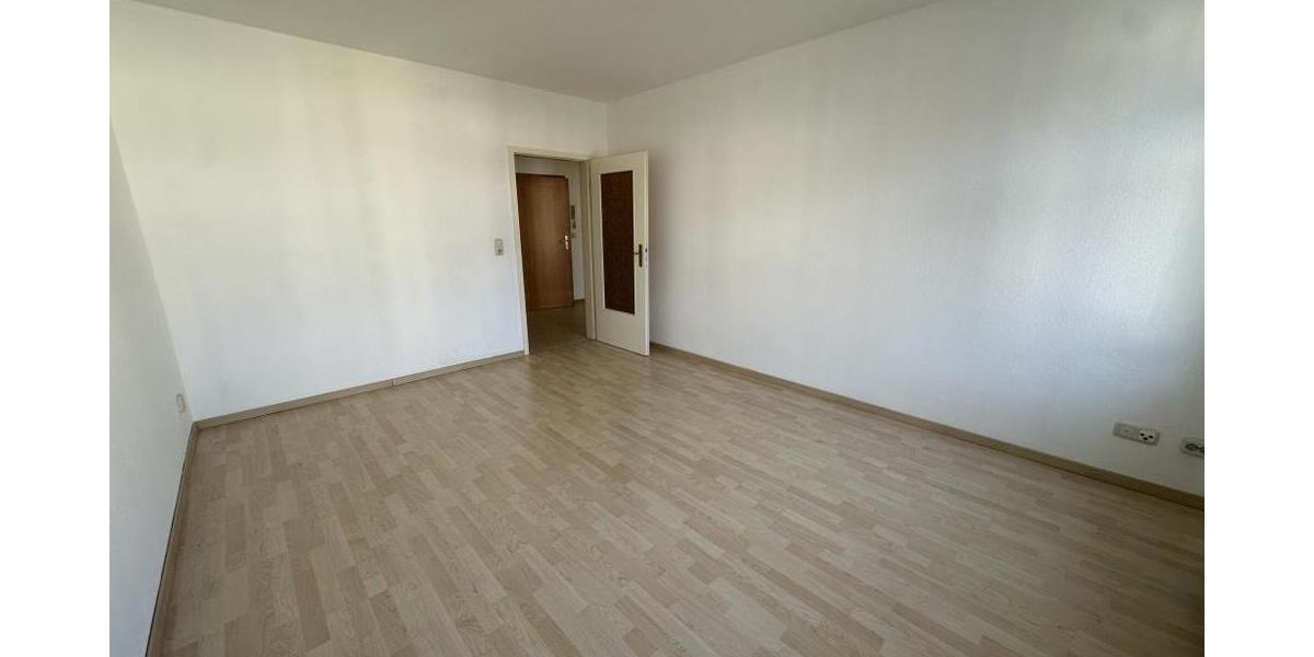Gemütliche 3-Raum Wohnung im Zentrum von Gera! Nähe Hauptbahnhof! - Etagenwohnung Gera Ostviertel | Angebot:26386071