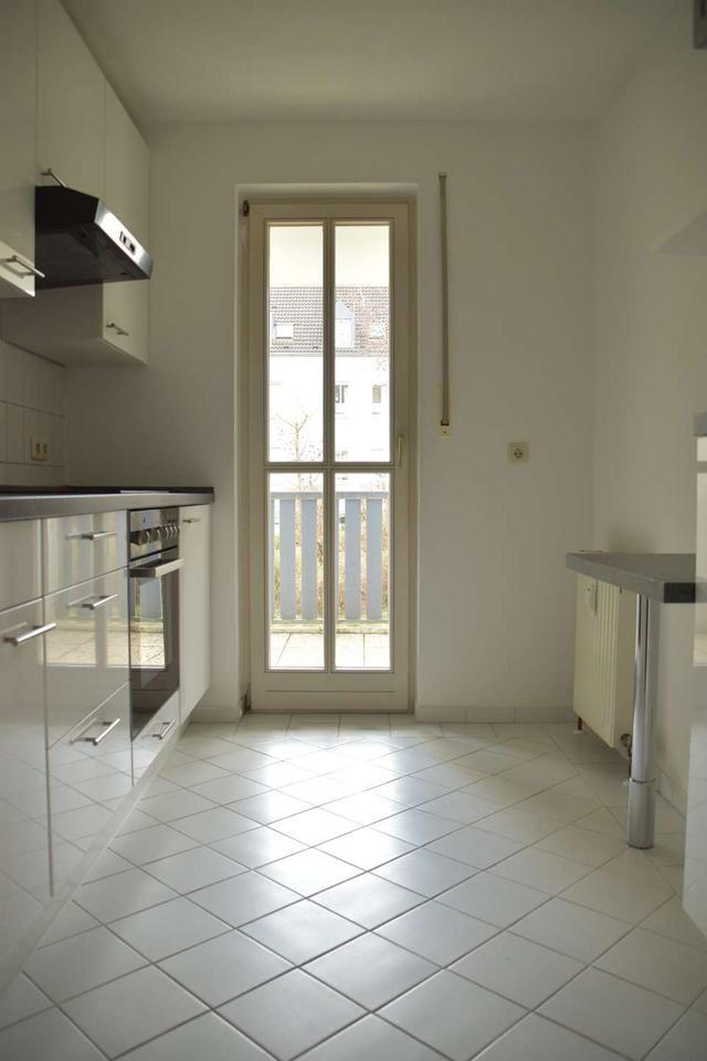 Ruhige 2 Zimmerwohnung mit Balkon und EBK