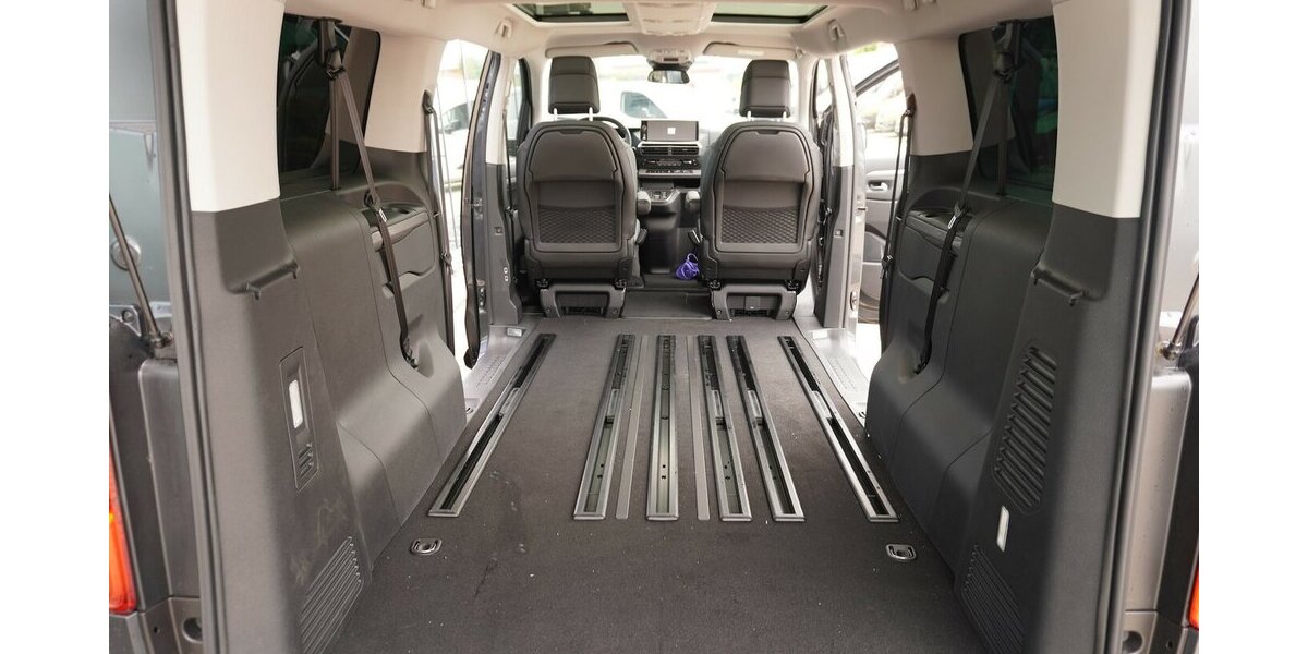 Fiat Ulysse Top 7-Sitzer L3 180 AT / Vollausstattung 2.733 km 47.900 &euro; Münchenbernsdorf 07589