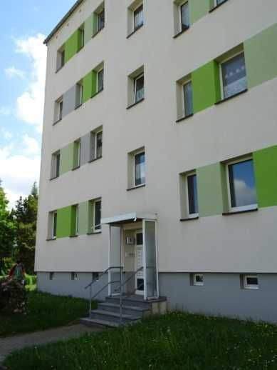 Saniert und neu möbliert - hübsche 3-Zimmer-Eigentumswohnung im Hochparterre in Hohenleuben zu verkaufen 3 zimmer