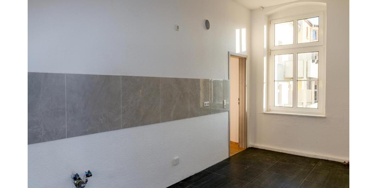 Elegante 4-Raum-Wohnung mit ca. 127 m² im Gründerzeitbau – begehrte Lage! - Etagenwohnung Gera Ostviertel | Angebot:26334927