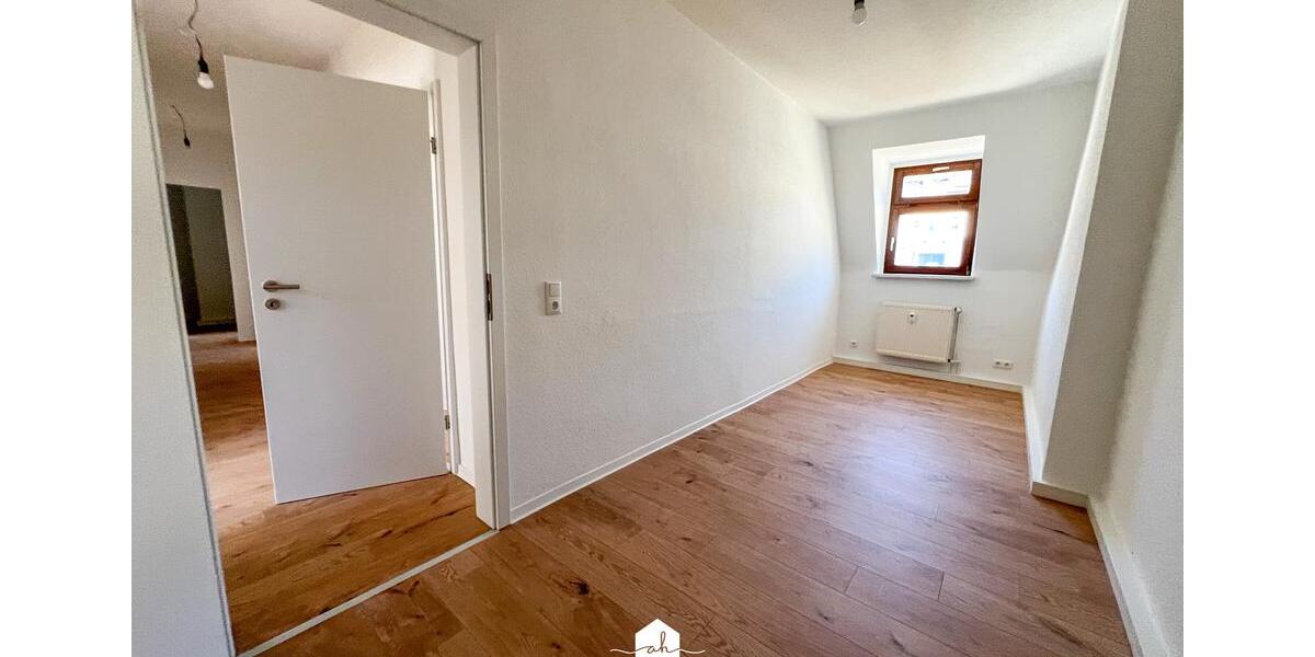 Dachgeschoßwohnung Greiz - 4 Zimmer, 83 m&sup2;, 520&euro; | Angebot:26476621