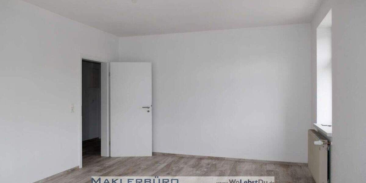 Etagenwohnung Greiz - 3 Zimmer, 82 m&sup2;, 599&euro; | Angebot:25152765