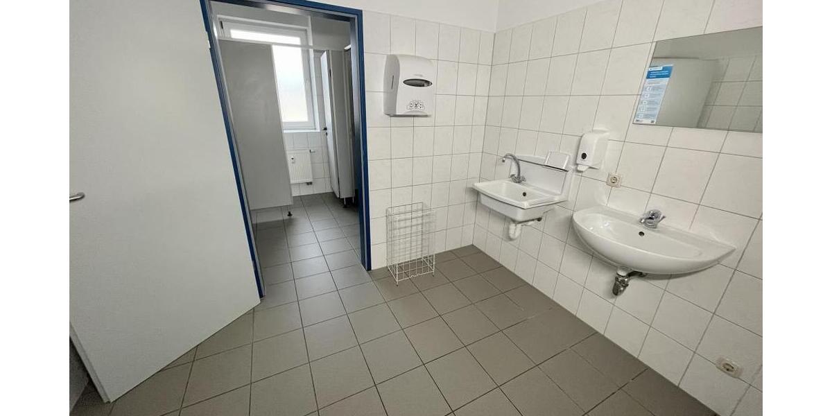 Bürogemeinschaft im Herzen von Gera! Moderne Büroräume mit Aufzug, Teeküche und Dachterrasse! - Gewerbeobjekt Gera | Angebot:26348791