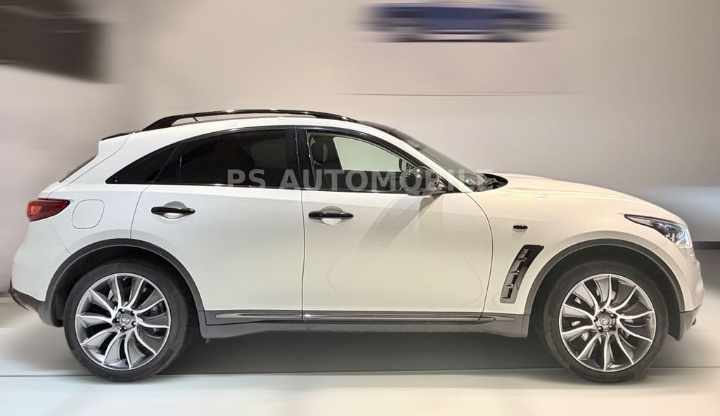 INFINITI QX70 168.503 km 17.499 &euro; Bad Köstritz 07586