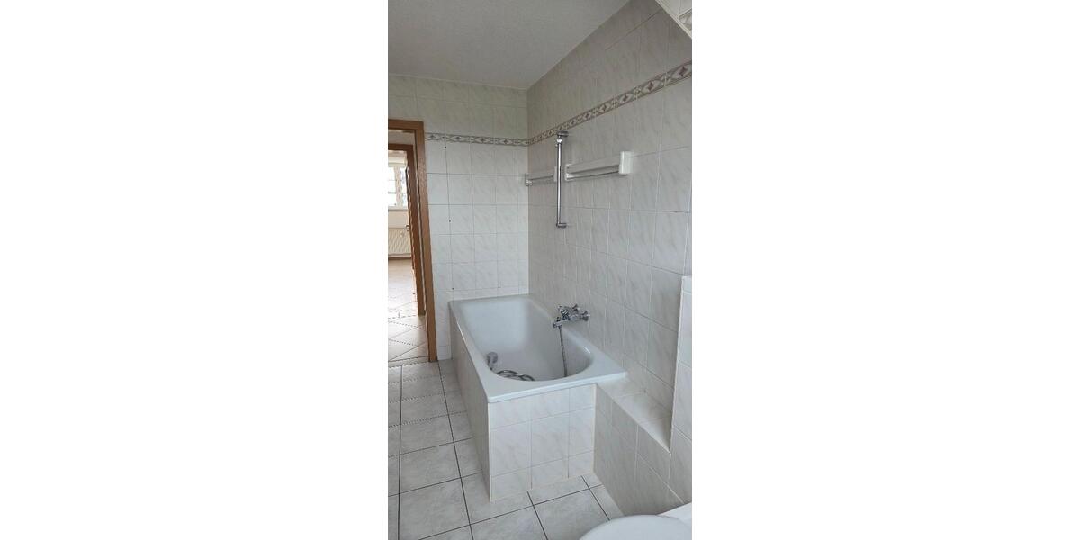 Maisonettenwohnung Mohlsdorf-Teichwolframsdorf Teichwolframsdorf - 2 Zimmer, 60 m&sup2;, 380&euro; | Angebot:26426112