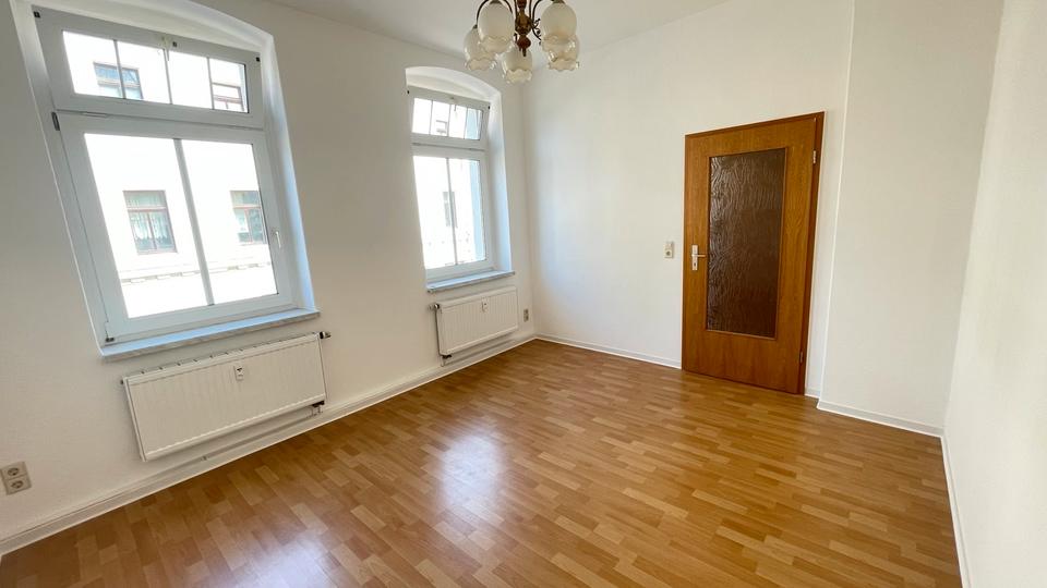 Etagenwohnung Werdau - 1 Zimmer, 38 m&sup2;, 450&euro; | Angebot:26531838