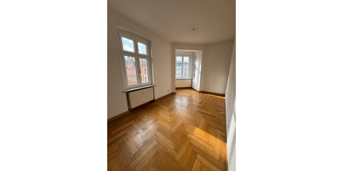 Etagenwohnung Greiz - 2 Zimmer, 60 m&sup2;, 290&euro; | Angebot:25352761