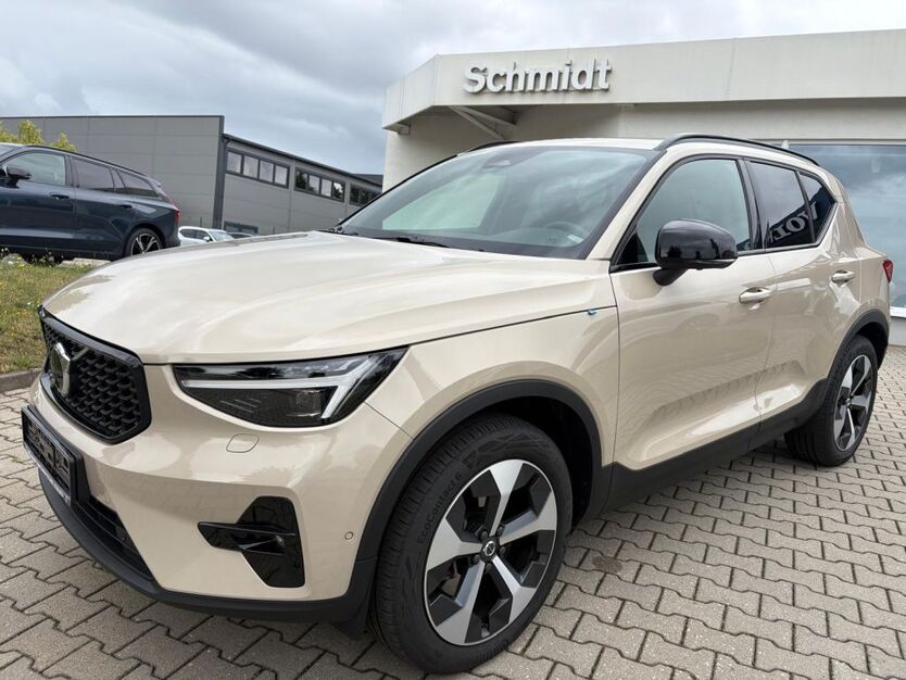Volvo XC40 16.900 km 37.480 € Zwickau 08060