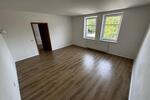 Etagenwohnung Crimmitschau - 4 Zimmer, 100 m&sup2;, 520&euro; | Angebot:24712859