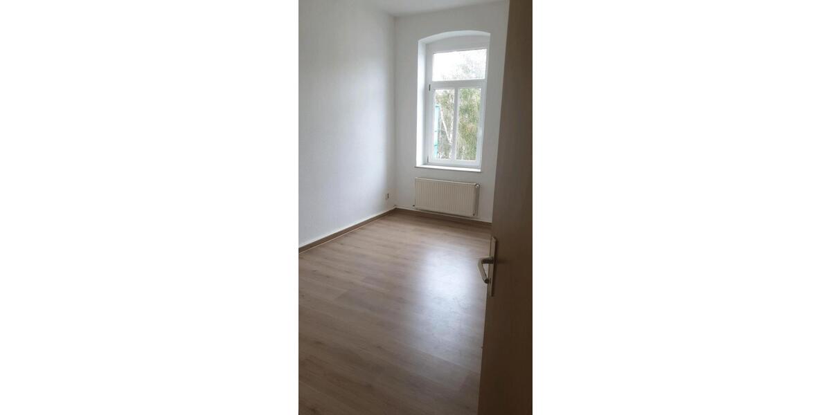 Etagenwohnung Schmölln - 2 Zimmer, 56 m&sup2;, 320&euro; | Angebot:26624703