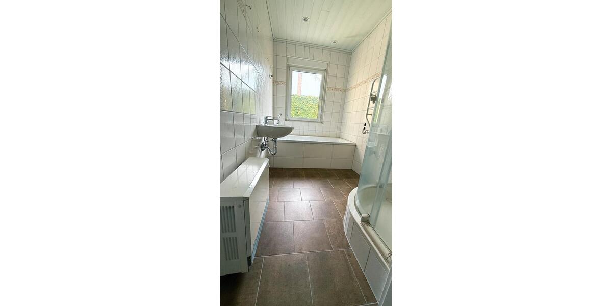 Maisonettenwohnung Crimmitschau - 3 Zimmer, 122 m&sup2;, 960&euro; | Angebot:25307850