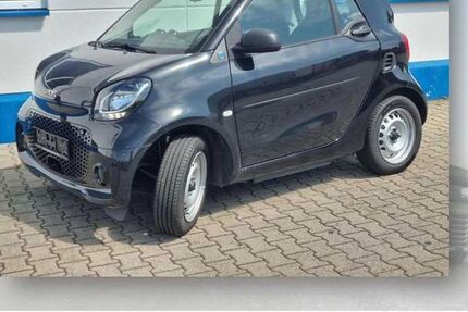 Smart ForTwo 14.900 km 11.781 € Ronneburg 07580
