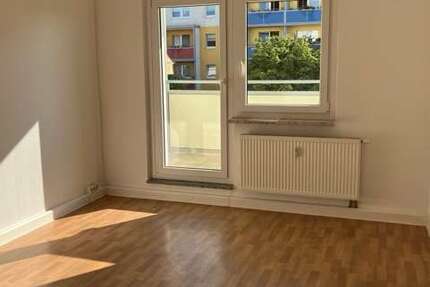 Wohnung zum Mieten in Gera 298 € 49.43 m²