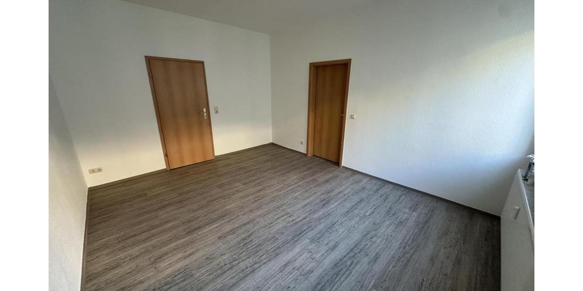 Familien willkommen! 4 R.-Wohnung mit West-Balkon, Wanne, Dusche und Hausgarten in Gera-Debschwitz! - Etagenwohnung Gera Debschwitz | Angebot:26876557