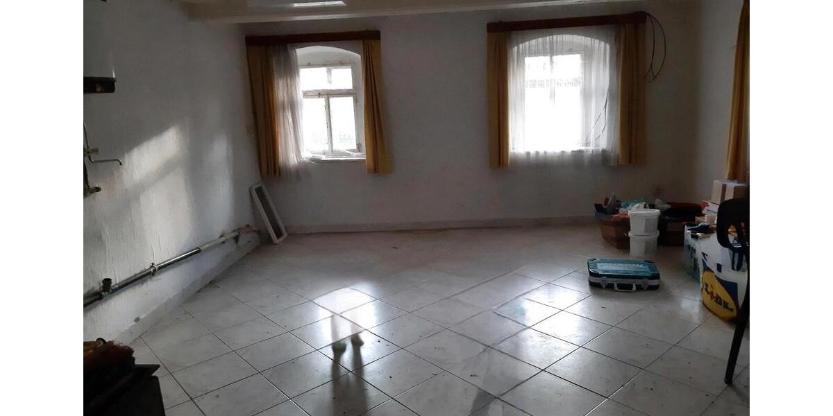 Einfamilienhaus Langenbernsdorf - 6 Zimmer, 140 m&sup2;, 39.000&euro; | Angebot:26764020