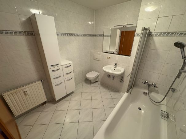 Für den Selbstnutzer - Eigentumswohnung mit TG-Stellplatz - Dachgeschoßwohnung Gera Alt-Bieblach | Angebot:26586652