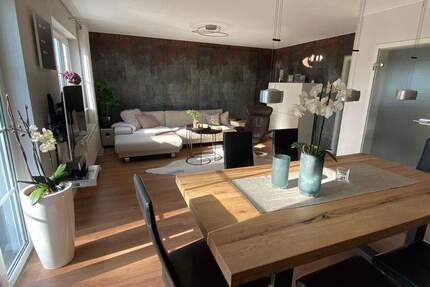 schmuckes Reihenendhaus mit großer Terrasse, Sauna und 2 Carport-Stellplätze 4 zimmer