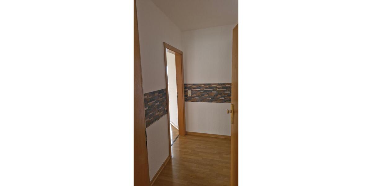 Dachgeschoßwohnung Gera Alt-Bieblach - 1.5 Zimmer, 47 m&sup2;, 240&euro; | Angebot:25419120