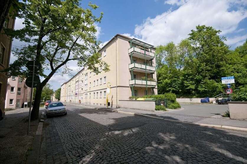 Wohnung zum Mieten in Gera 300 € 53.28 m²