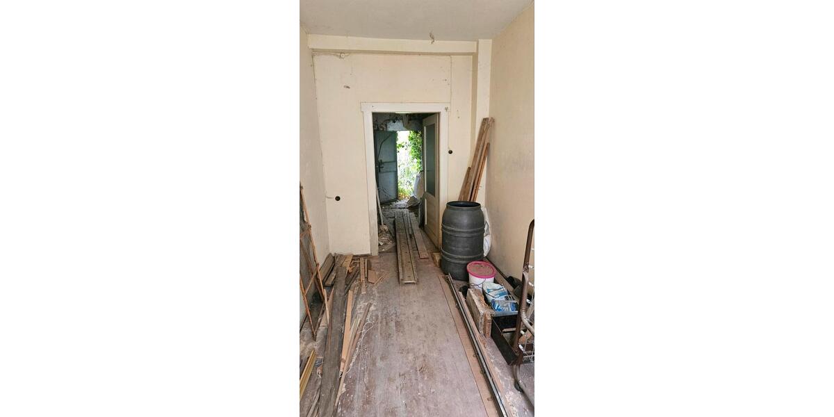 Mehrfamilienhaus, Wohnhaus Eisenberg - 4 Zimmer, 160 m&sup2;, 14.000&euro; | Angebot:26948555