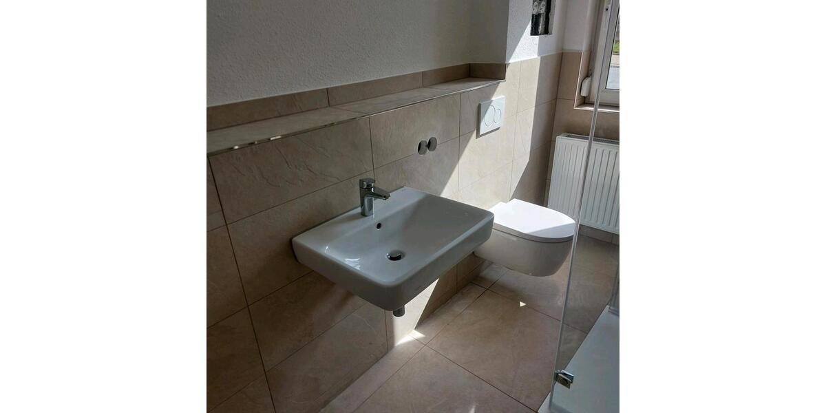 Erdgeschoßwohnung Ronneburg - 2 Zimmer, 60 m&sup2;, 465&euro; | Angebot:26122722