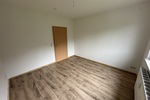 Neuer Fußboden und Wanne + Dusche! 2 Zimmer Wohnung in Langenberg - Etagenwohnung Gera Langenberg | Angebot:27040504