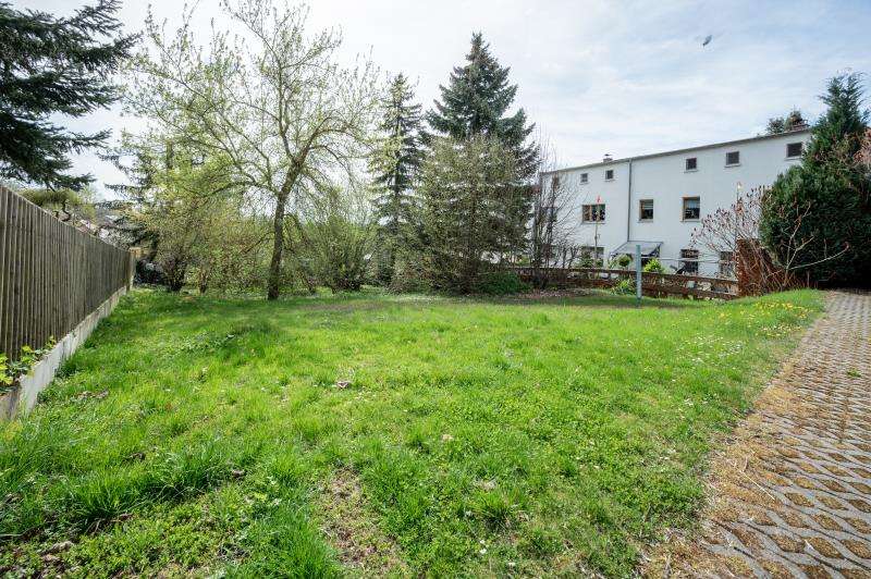 Grundstück zu verkaufen in Werdau 36.000 € 590 m²