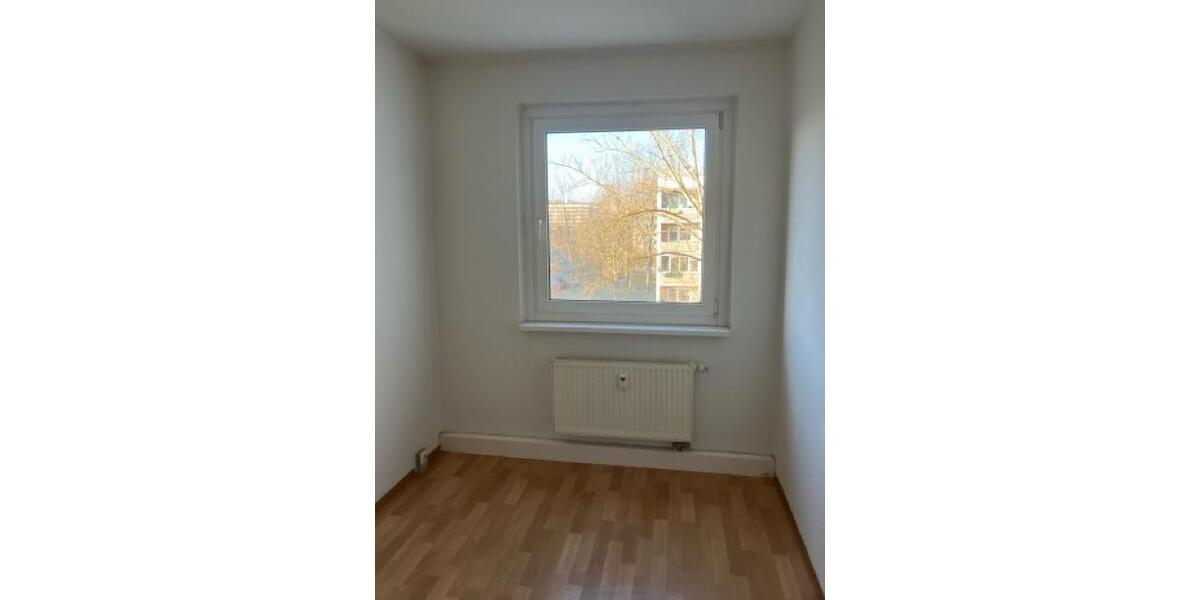 Etagenwohnung Gera Lusan - 2 Zimmer, 55 m&sup2;, 310&euro; | Angebot:24626388