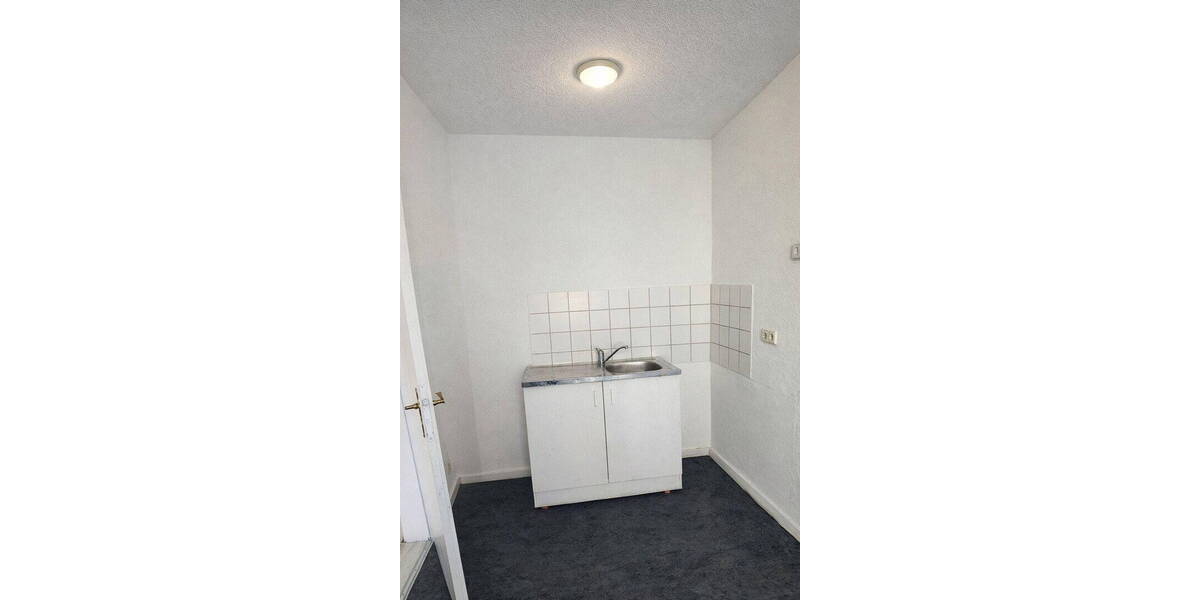 Etagenwohnung Zeitz - 2 Zimmer, 60 m&sup2;, 360&euro; | Angebot:26685856