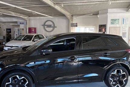 Opel Grandland (X) 7.850 km 24.690 &euro; Triptis 07819