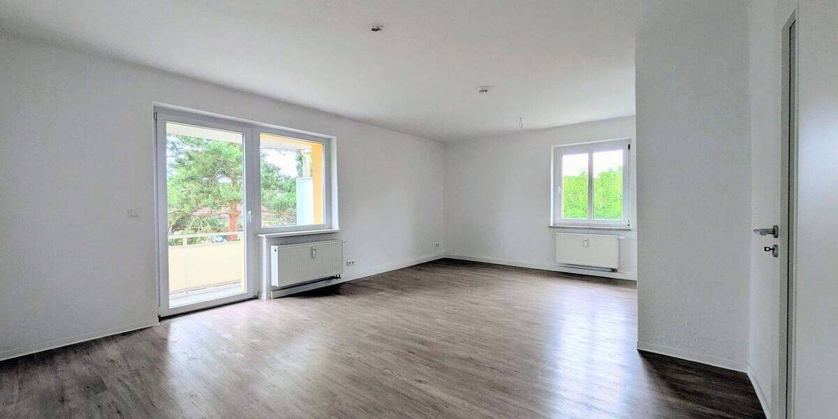 Etagenwohnung Gera Bieblach - 4 Zimmer, 109 m&sup2;, 860&euro; | Angebot:26858988