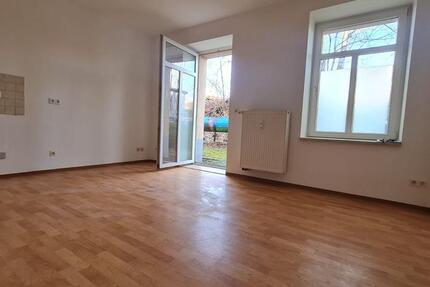 Wohnung Gera - 1 Zimmer, 22 m&sup2;, 235&euro; | Angebot:27638069