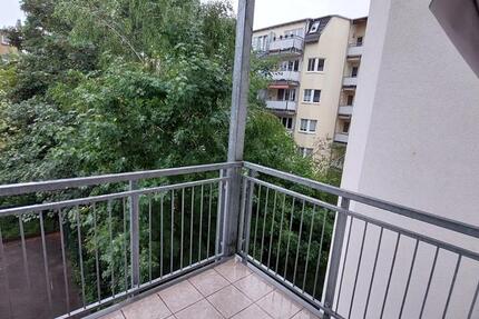 Wohnung Gera Debschwitz - 3 Zimmer, 81 m&sup2;, 650&euro; | Angebot:26427796