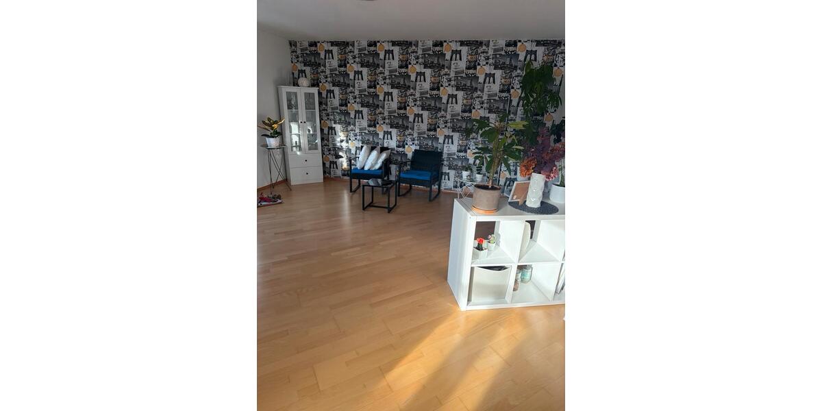 Dachgeschoßwohnung Gera Debschwitz - 2 Zimmer, 80 m&sup2;, 810&euro; | Angebot:25418616