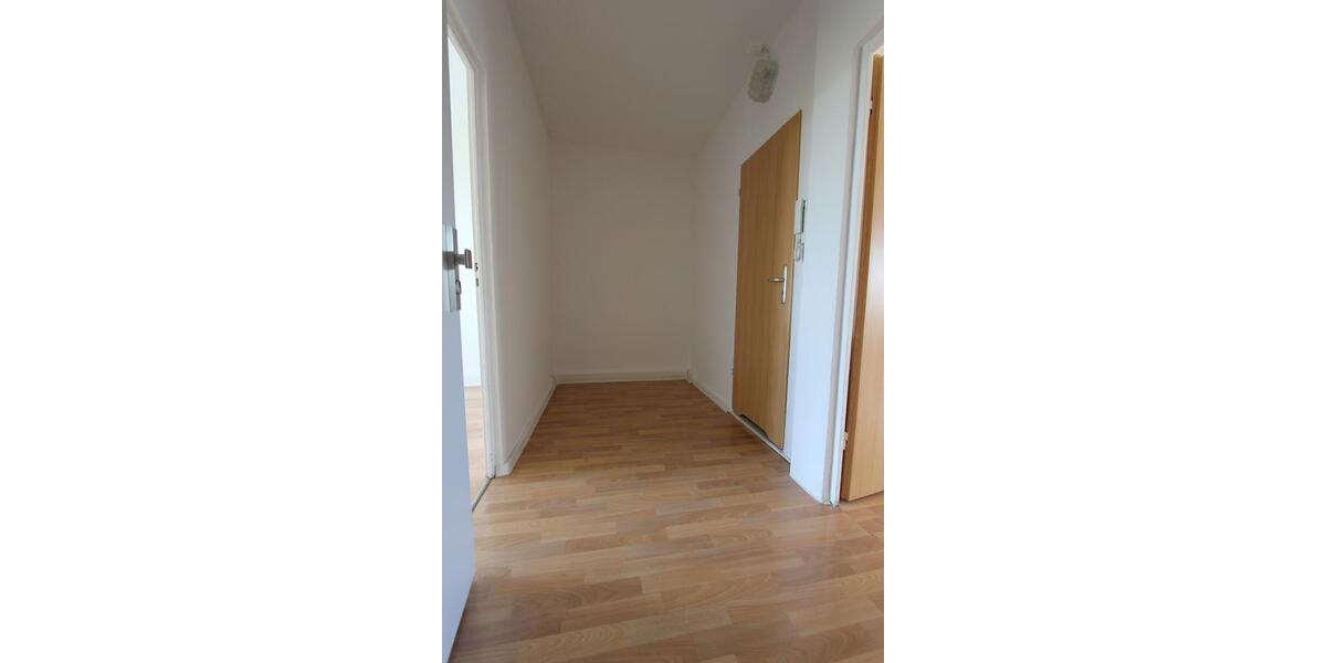 Etagenwohnung Gera Lusan - 2 Zimmer, 55 m&sup2;, 310&euro; | Angebot:24626388