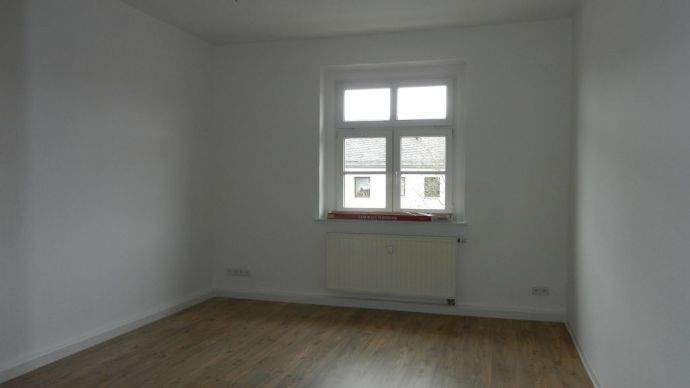 Etagenwohnung Zeulenroda-Triebes Zeulenroda - 3 Zimmer, 74 m&sup2;, 410&euro; | Angebot:26751572