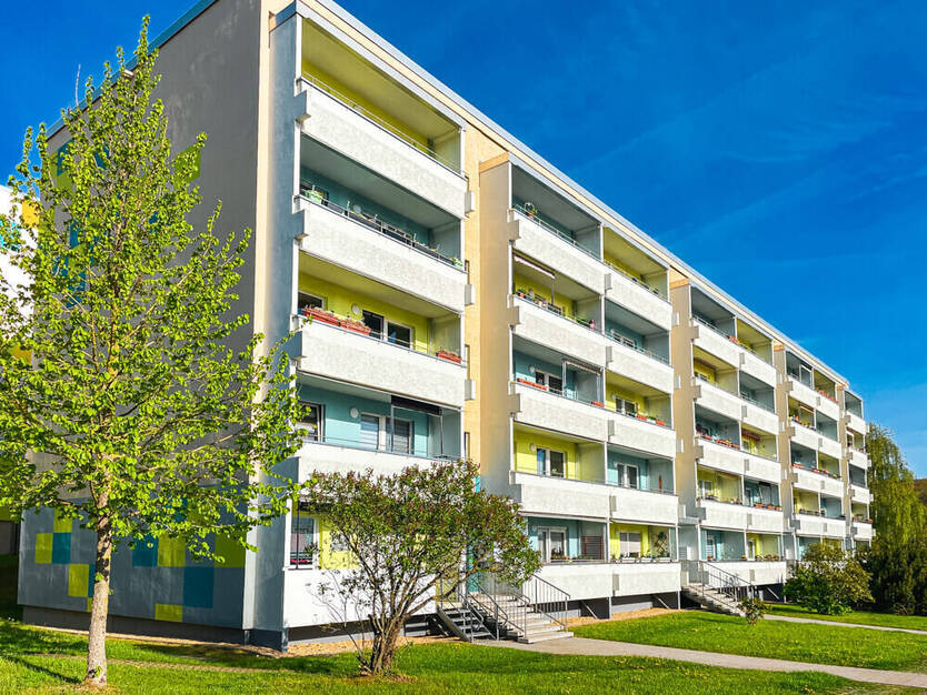 Wohnen in toll sanierter 4-Raum-Wohnung