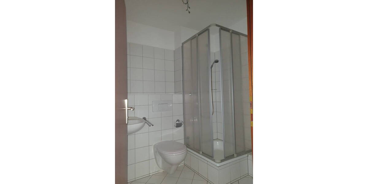Etagenwohnung Crimmitschau - 2 Zimmer, 53 m&sup2;, 290&euro; | Angebot:26228549
