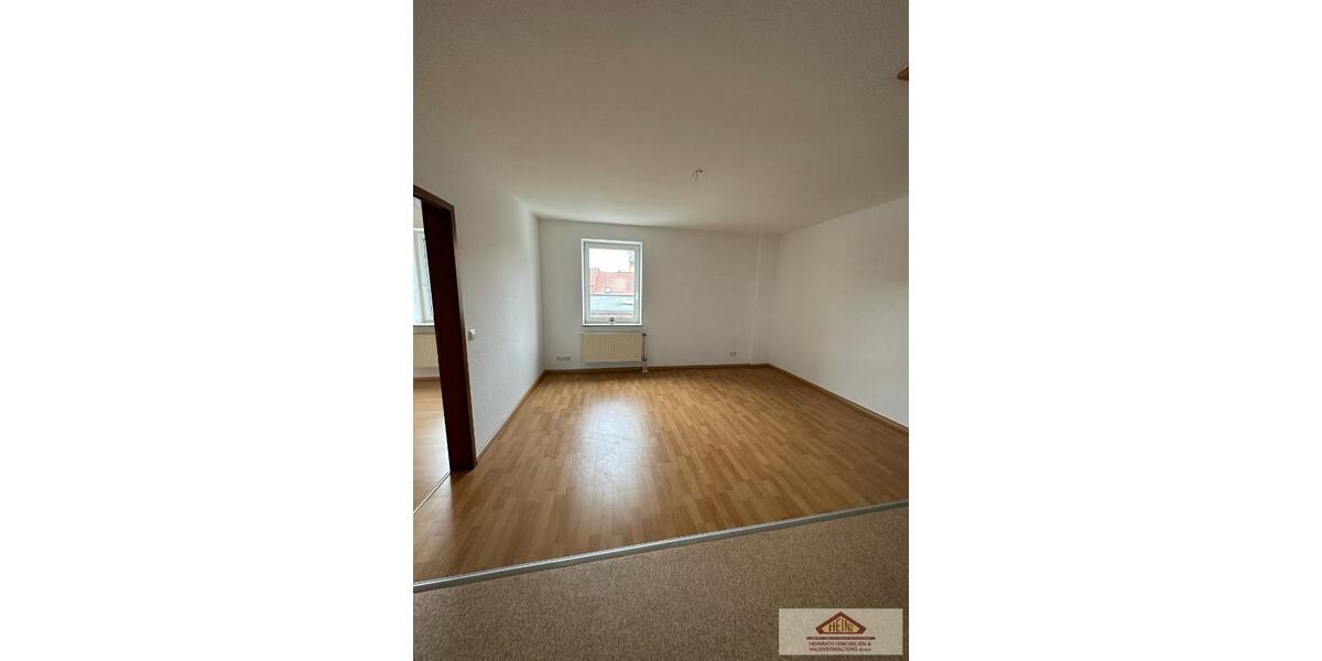 Etagenwohnung Eisenberg - 2 Zimmer, 40 m&sup2;, 240&euro; | Angebot:23717226