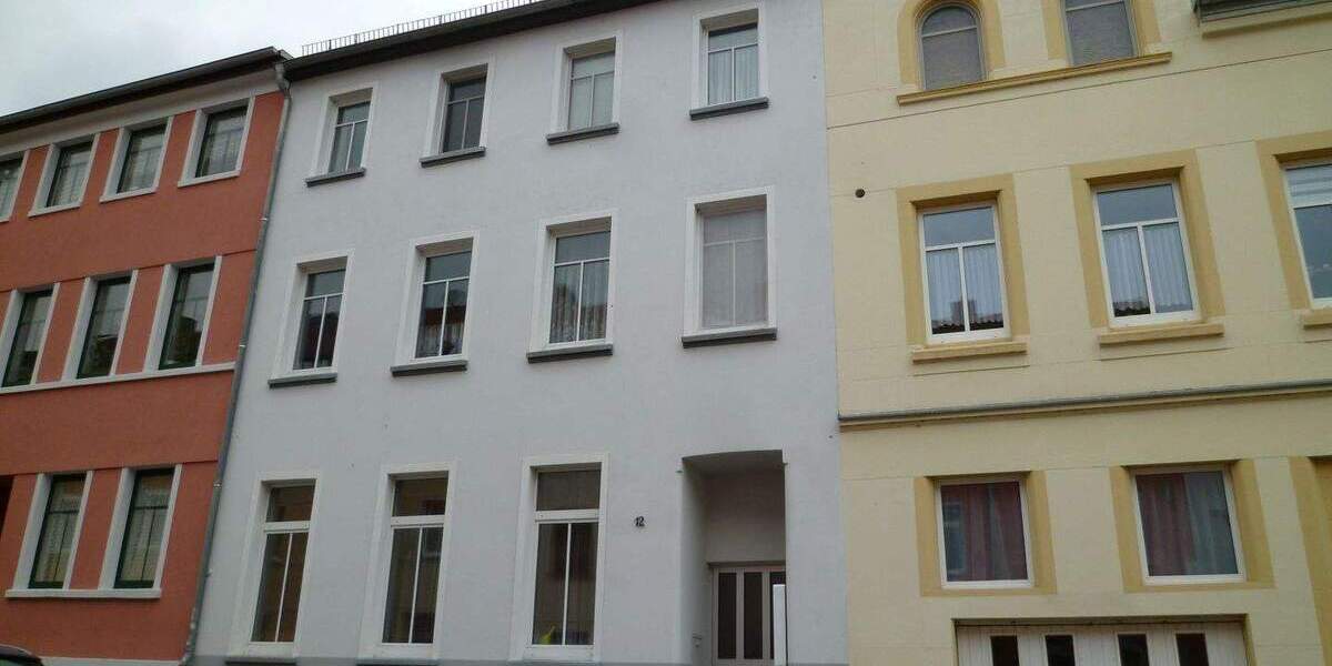 Kleines Mehrfamilienhaus in guter Lage zimmer