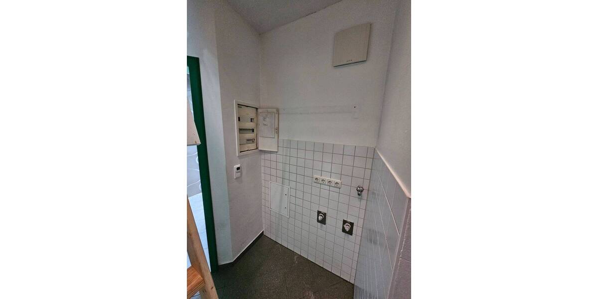 Eigentum mit Altbaucharme in bester Villenlage, Balkon, Kamin, gr. Garten, SUV-TG; viele Finanzierungsmodelle mgl. 5 zimmer
