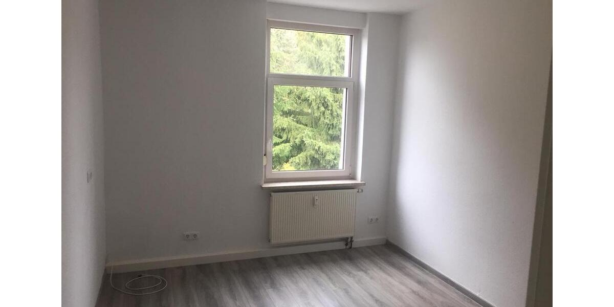 Mehrfamilienhaus, Wohnhaus Werdau - 350.000&euro; | Angebot:23010115