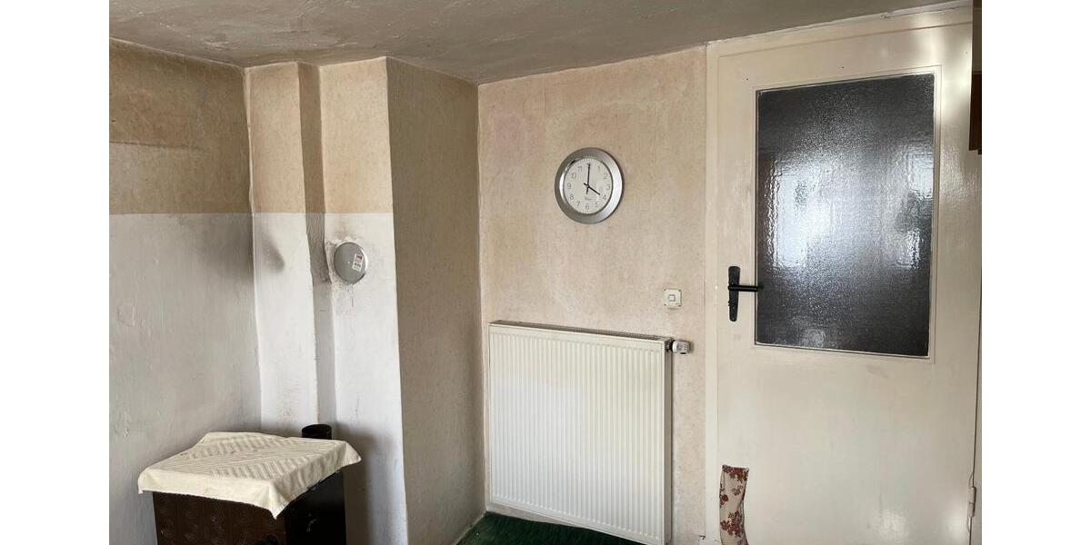 Reihenhaus Osterfeld - 6 Zimmer, 123 m&sup2;, 45.000&euro; | Angebot:17980768