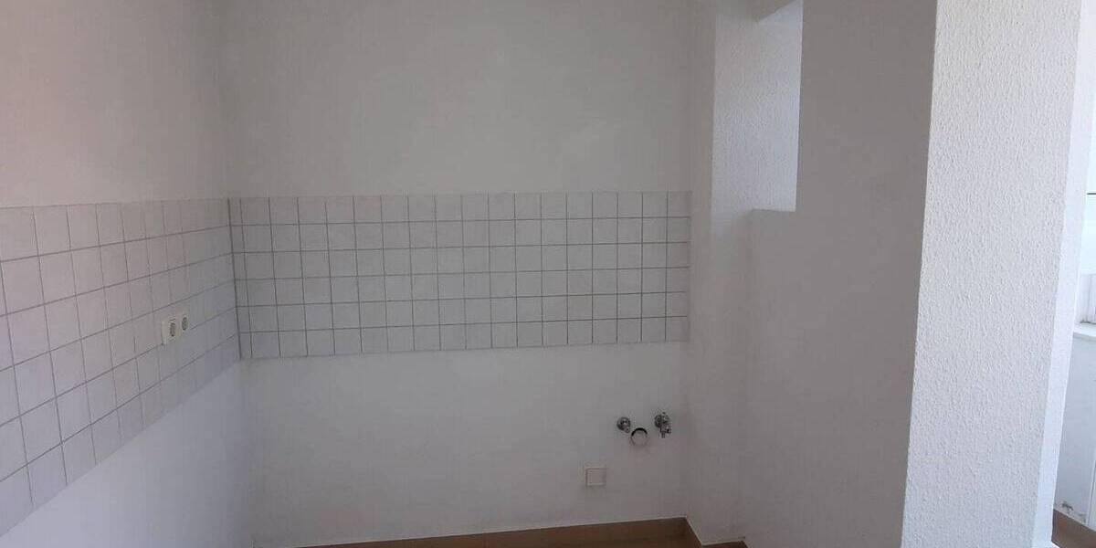 Etagenwohnung Gera Innenstadt - 2 Zimmer, 56 m&sup2;, 330&euro; | Angebot:26557977