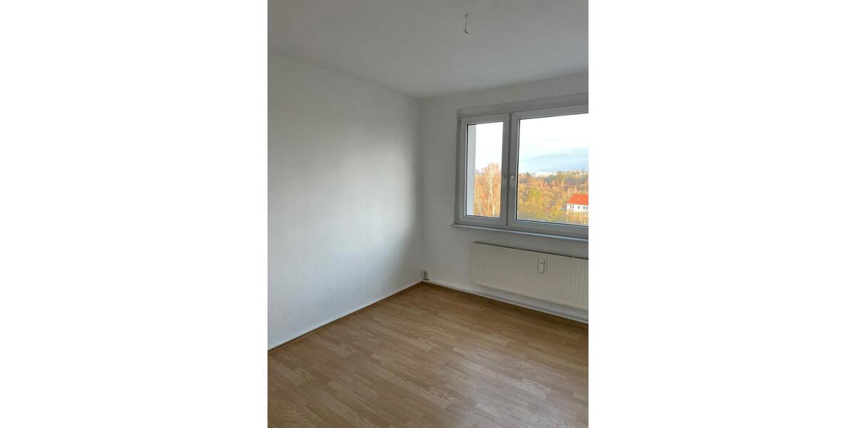 Etagenwohnung Werdau - 3 Zimmer, 63 m&sup2;, 345&euro; | Angebot:26006931